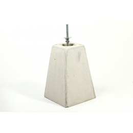 Betonsokkel voor Astor buitenbak